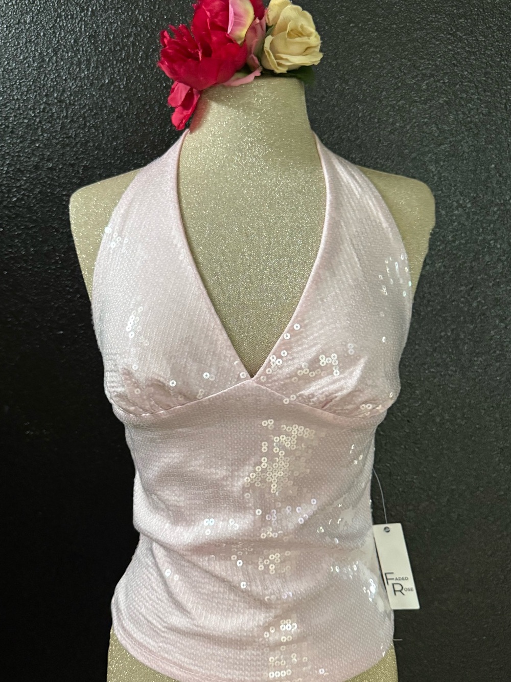 Sequin Halter V-Neck Tank Top in Light Pink